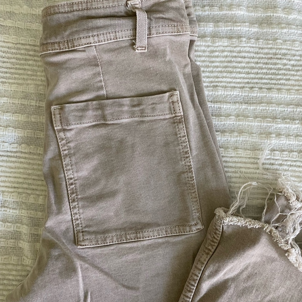 Zara Women's Tan Wide Leg Frayed Jeans - Size 6